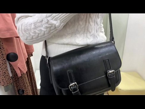 ❤️ 試着室でディルドを使った若い雌犬フェラルベリーの公開オナニー ☑ at us ja.qizpornolar.ru ❌️❤