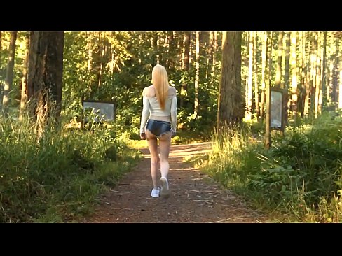 ❤️ 美女がゆっくり動く、ヌード動画ではありません ☑ at us ja.qizpornolar.ru ❌️❤